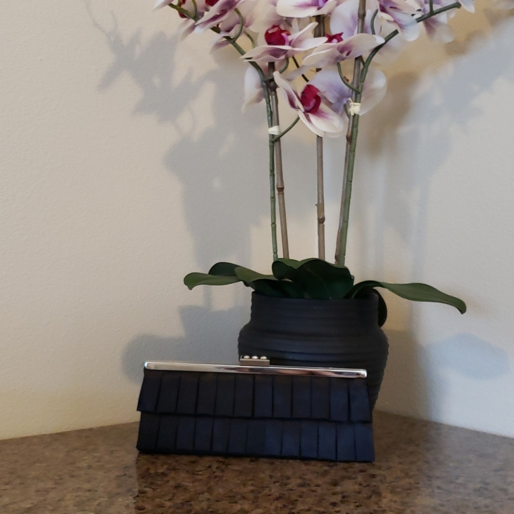 Small Clutch With Chain